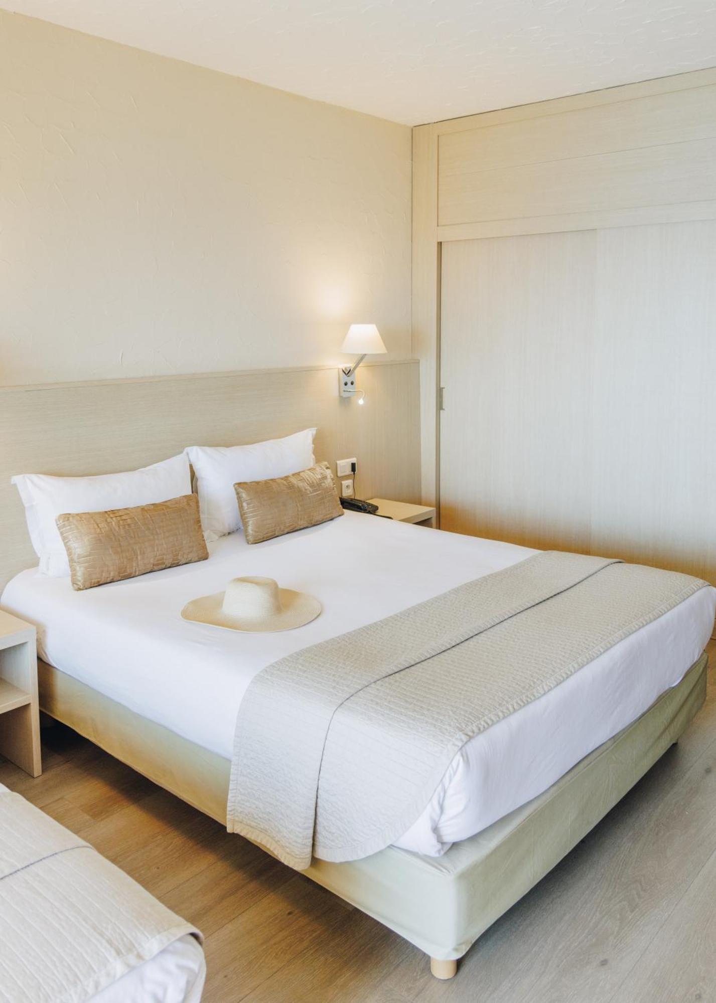 Alivi Hotel Ville-di-Pietrabugno Buitenkant foto